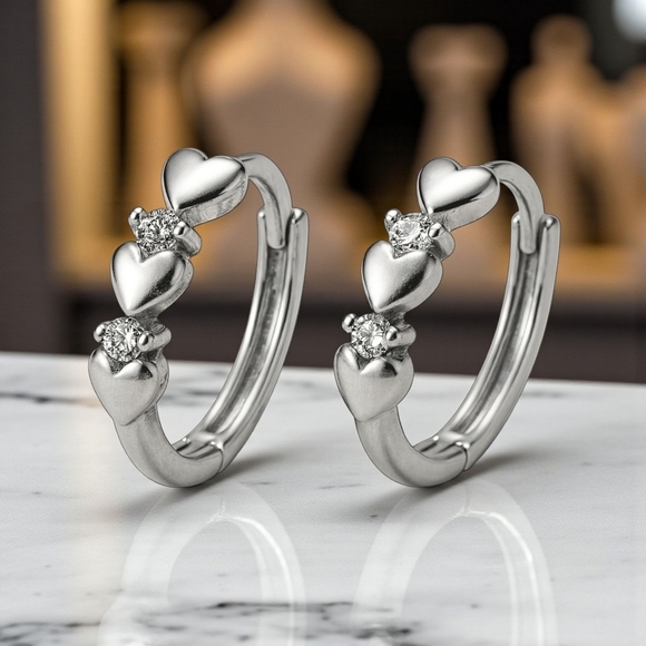 ๐๏ธMinimalist Hoop Heart Earrings S925 Sterling Silver Dainty Zirconia Gift - Picture 1 of 15